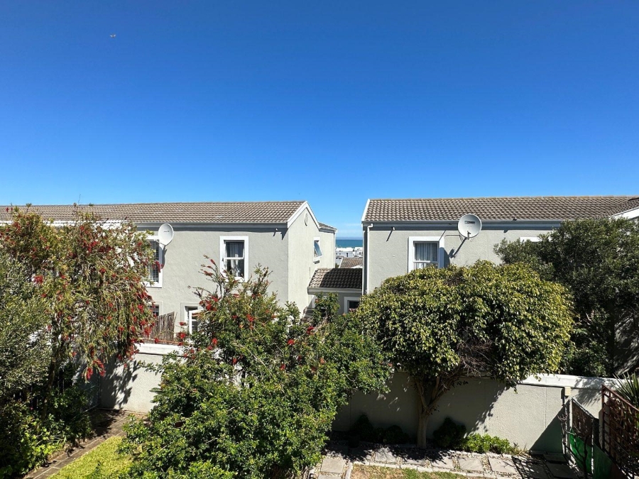 To Let 2 Bedroom Property for Rent in Big Bay Western Cape